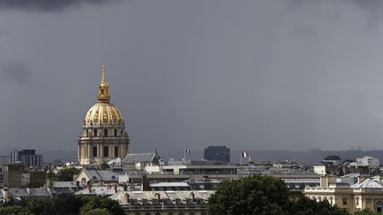 Le dôme de l'Hôtel des Invalides, à Paris.&nbsp; (PATRICK KOVARIK / AFP)