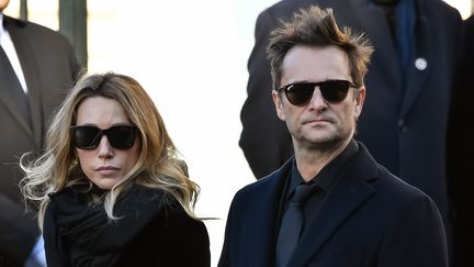 Laura Smet et David Hallyday lors des obsèques de Johnny Hallyday à La Madeleine, le 9 décembre 2017, à Paris.&nbsp;&nbsp; (BERTRAND GUAY / AFP)