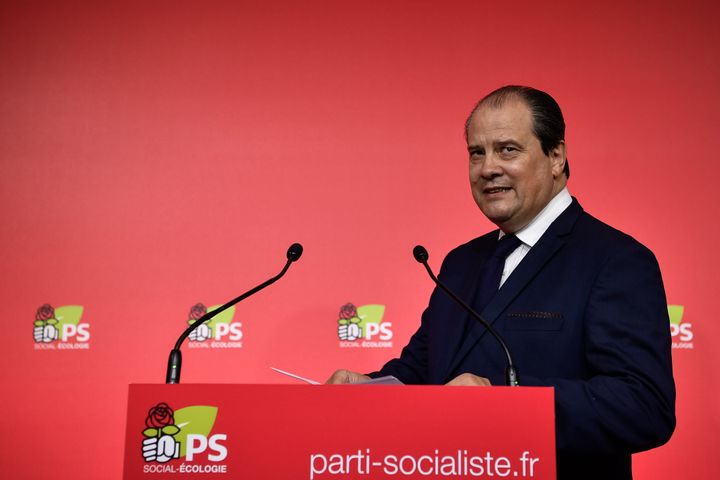 Le premier secrétaire du PS, Jean-Christophe Cambadélis, donne une conférence de presse, le 24 juin 2016, à Paris.&nbsp; (PHILIPPE LOPEZ / AFP)