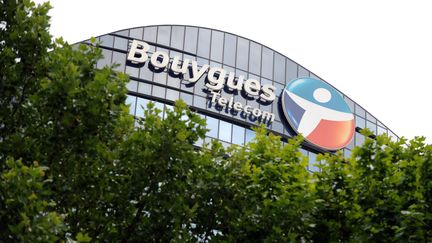 Le siège de Bouygues Telecom, le 23 juin 2015, à Issy-les-Moulineaux (Hauts-de-Seine). (ERIC PIERMONT / AFP)