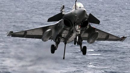 Le Rafale de Dassault est en lice avec le F/A-18 Super Hornet de Boeing et le Gripen NG de Saab (AFP PHOTO /  JOEL SAGET)