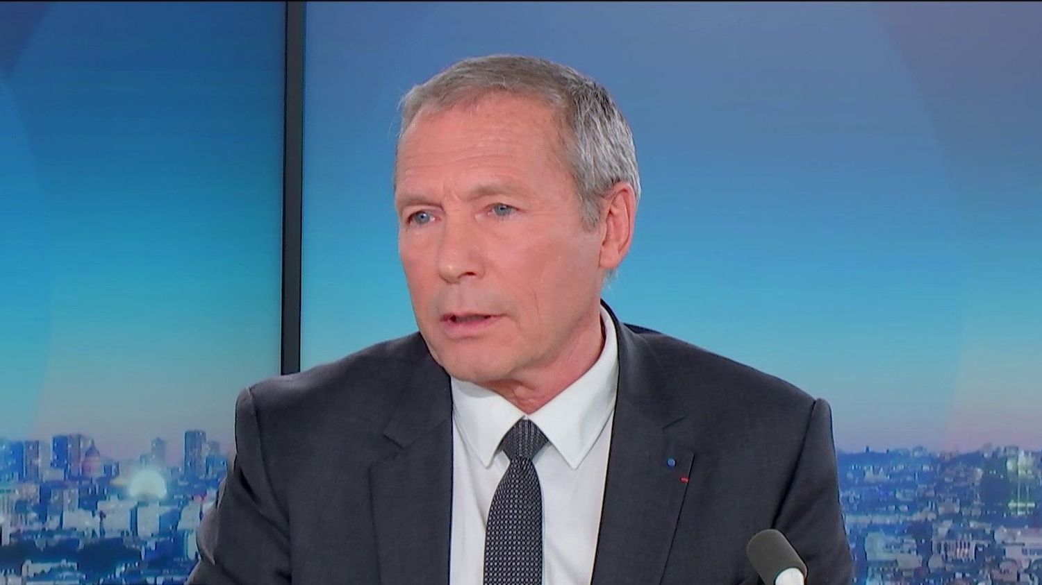 Jean-Michel Fauvergue, former boss of RAID, is worried about a “convergence of hatreds”