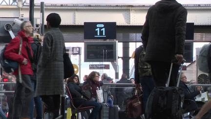 La grève menée par les contrôleurs SNCF à partir de vendredi 2 décembre réduira fortement le trafic jusqu'à dimanche. Certaines liaisons seront davantage touchées que d'autres. (franceinfo)