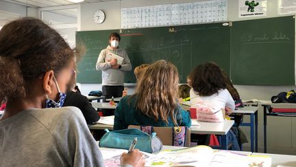 Classe de CM2 de l'école "Oihana Ikastola" de Bayonne. (ALEXIS MOREL / RADIO FRANCE)