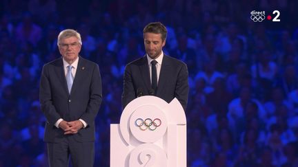 Le président du Comité d'organisation des Jeux olympiques, Tony Estanguet, lors de son discours lors de la cérémonie de clôture, à Paris. (FRANCE TELEVISIONS)