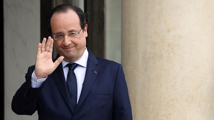 Le chef de l'Etat, Fran&ccedil;ois Hollande, le 8 avril 2014, &agrave; l'Elys&eacute;e, &agrave; Paris. (BERTRAND GUAY / AFP)