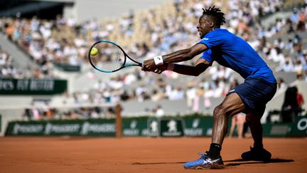 Gaël Monfils, samedi 1er juin 2019 à Roland-Garros. (PHILIPPE LOPEZ / AFP)