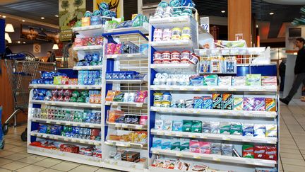 Les enseignes de supermarché s'étaient engagées à retirer les sucreries de leurs caisses en 2008. (CLAUDE PRIGENT / MAXPPP)