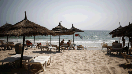 &nbsp; (Un an après l'attentat de Sousse, les touristes se font rares sur les plages des hôtels © Zohra Bensemra/Reuters)
