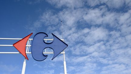 Le supermarché Carrefour du centre commercial Alma à Rennes, en Bretagne, le 25 février 2021. (DAMIEN MEYER / AFP)