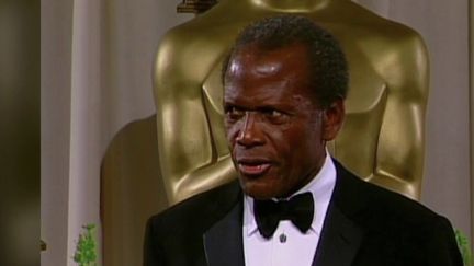 Sidney Poitier : l’acteur qui a ouvert la voie à toute une génération de comédiens afro-américains