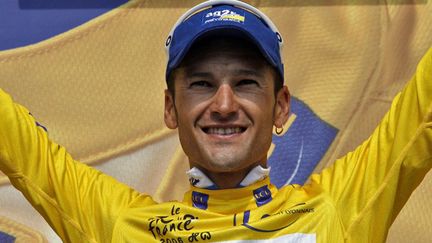 Cyril Dessel avait endossé le maillot jaune lors de la 10e étape du Tour 2006 menant à ... Pau. (FRANCK FIFE / AFP)