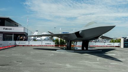 Maquette du Systeme de combat aerien du futur (Scaf) au Salon du Bourget 2019. (SADAK SOUICI / LE PICTORIUM / MAXPPP)