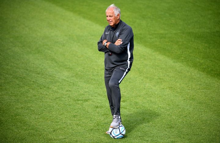  René Girard, entraîneur du Paris FC (FRANCK FIFE / AFP)