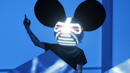 Malgr&eacute; son show, le DJ&nbsp;Deadmau5 n'a pas remport&eacute; l'award du meilleur disque Dance. (DANNY MOLOSHOK / REUTERS)