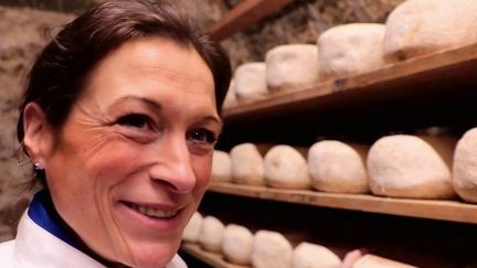 Gastronomie : rencontre avec Virginie Dubois-Dhorne, championne du monde des fromagers (FRANCE 2)