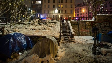 Des tentes de sans-abris, à Paris, le 7 février 2018. (MAXPPP)