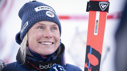 Tessa Worley après sa deuxième place au slalom géant de Kranjska Gora, en Slovénie, le 8 janvier 2022. (JURE MAKOVEC / AFP)