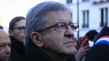 Le chef de file de la France insoumise, Jean-Luc Mélenchon, lors d'une manifestation parisienne pour la fin des combats à Gaza, le 2 décembre 2023. (QUENTIN DE GROEVE / HANS LUCAS / AFP)