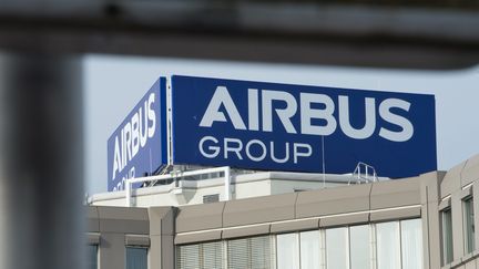 Les locaux d'Airbus en Bavière (Allemagne) en janvier 2014. (PETER KNEFFEL / DPA)