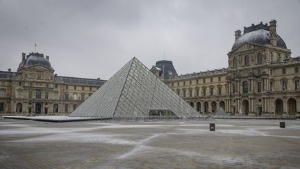 Le musée du Louvre à Paris, le 16 janvier 2021 (JACOPO LANDI / HANS LUCAS)