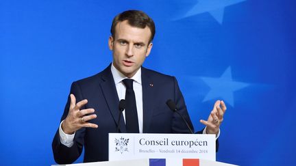 Emmanuel Macron, le 14 décembre 2018, à Bruxelles (Belgique) lors du Conseil européen. (ERIC VIDAL / REUTERS)