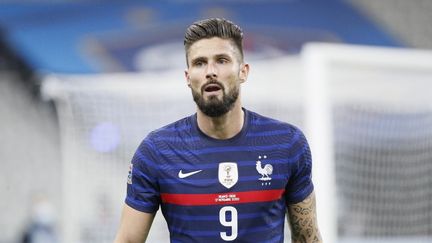 Olivier Giroud (ici face à la Suède, le 17 novembre 2020) n'est pas sélectionné par Didier Deschamps pour les prochains matchs de l'équipe de France. (STEPHANE ALLAMAN / DPPI / AFP)