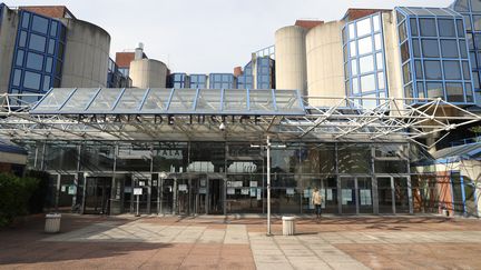 Le tribunal de Bobigny, le 20 avril 2020, en Seine-Saint-Denis. (LUDOVIC MARIN / AFP)