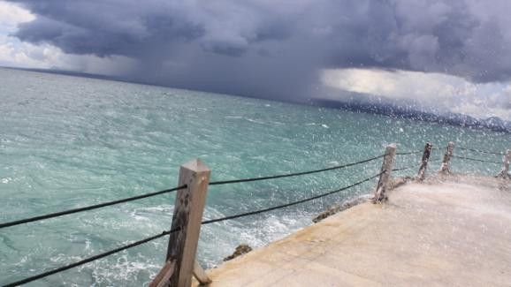 Orage en vue sur Basse-Terre (EMMANUEL LANGLOIS)