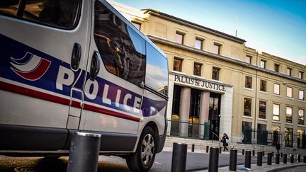 Le tribunal de Nîmes (photo d'illustration) (MIKAEL ANISSET / MAXPPP)