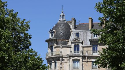 An old building in Rennes (Ille-et-Vilaine), August 7, 2020. (LE MENSUEL / MAXPPP)