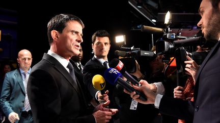 Le Premier ministre Manuel Valls après le second débat télévisé entre le candidats à la primaire de la gauche, le 15 janvier 2017. (BERTRAND GUAY / AFP)