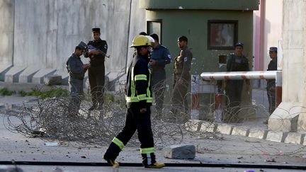 Un policier afghan à Kaboul en&nbsp;Afghanistan, le 12 avril 2017. (OMAR SOBHANI)