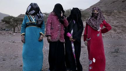 Grâce à son audace et ses convictions, Oum Yasser a pu ainsi convaincre les familles de Oum Soliman, Aïcha et Selima de les laisser travailler comme guides. (SIPA/AP/NARIMAN EL-MOFTY)