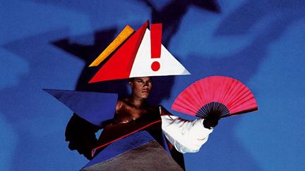 Goudemalion : Robe de maternité d’inspiration constructiviste, en collaboration avec Antonio Lopez, New York, 1980
 (Jean-Paul Goude)