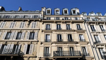 Mieux vaut être présent d'une manière ou d'une autre, dans une assemblée générale de copropriété. Vote par correspondance, pouvoir, présence en visio... (Illustration) (COLORS HUNTER - CHASSEUR DE COUL / MOMENT RF / GETTY IMAGES)