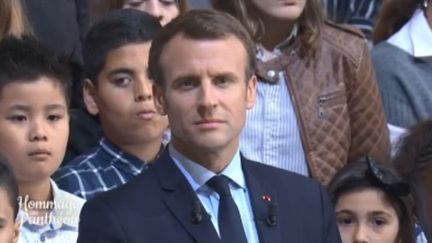 Le chef de l'Etat, Emmanuel Macron, à l'occasion de la cérémonie du 170e anniversaire de l'abolition de l'esclavage, au Panthéon (Paris), le 27 avril 2018. (FRANCEINFO)