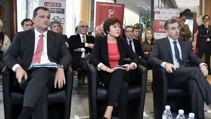 Louis Aliot, Carole Delga et Dominique Reynié, candidats aux régionales en Languedoc-Roussillon-Midi-Pyrénées, lors d'un débat à Toulouse (Haute-Garonne), le 9 décembre 2015. (AFP)