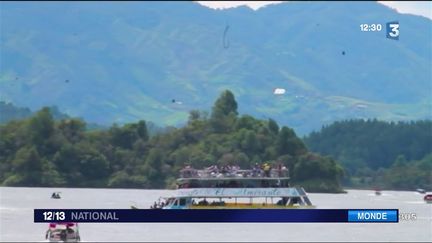 Naufrage meurtrier d’un bateau touristique dans un lac en Colombie (FRANCE 3)