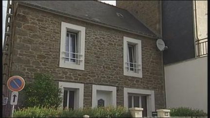 La maison où une mère de famille a tué sa fille lourdement handicapée le 22 août 2010 à Saint-Malo (France 2)