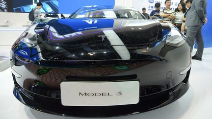 Voiture Modèle 3 de chez Tesla au Salon de l'intelligence artifielle de Shanghai (Chine), le 29 août 2019. (MAXPPP)