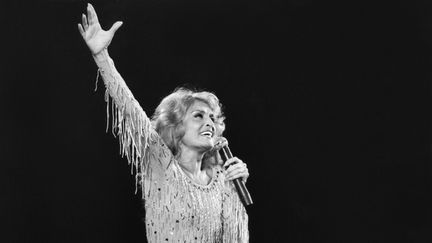 Dalida : ses tenues de scènes exposées à Paris