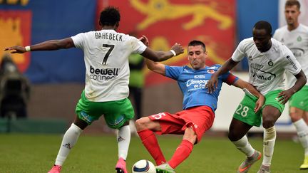 Jean-Christophe Bahebeck face à Julien Feret (JEAN-FRANCOIS MONIER / AFP)