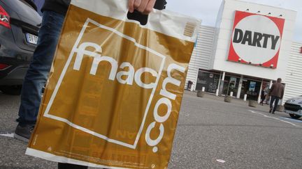 &nbsp; (Le regroupement de Darty et la Fnac va peser 7 milliards d'euros © Maxppp)