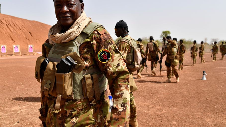 Deuil National Au Niger Après La Mort De 28 Soldats Dans Une Embuscade ...