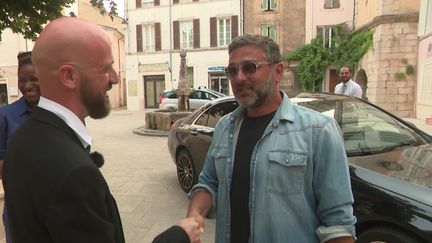 Olivier Nakache à Besse-sur-Issole, dans la Var, pour l'avant-première de "Une année difficile" (France 3 Provence-Alpes)