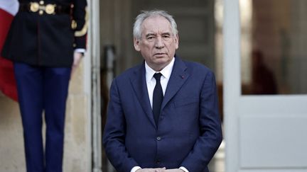 Regarder la vidéo DIRECT. Cyclone Chido : François Bayrou et cinq ministres en déplacement à Mayotte aujourd'hui