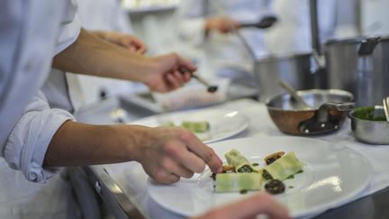  (Des élèves à l'Institut Paul Bocuse, à Ecully, près de Lyon © MAXPPP)