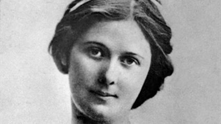  (Isadora Duncan)