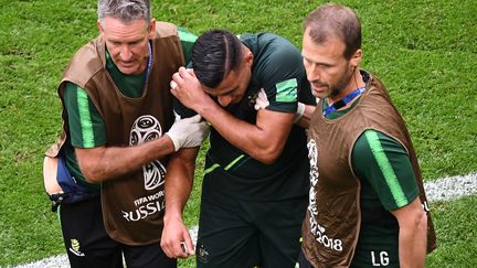 L'Australien&nbsp;Andrew Nabbout face au Danemark le 21 juin 2018 à&nbsp;Samara&nbsp;(Russie). (EMMANUEL DUNAND / AFP)